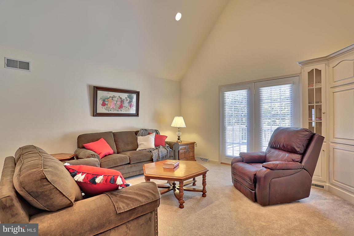 230 Browning Road Lancaster, PA 17602 - Photo 28 of 38 Gallery Image 28