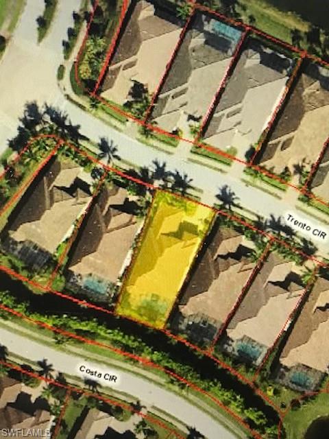 7606 Trento Circle Naples, FL 34113 - Photo 28 of 28 an aerial view of a pool with a yard