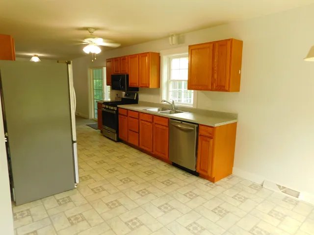 $529,900 | 169 Whippoorwill Road, Wakefield, NH 03887