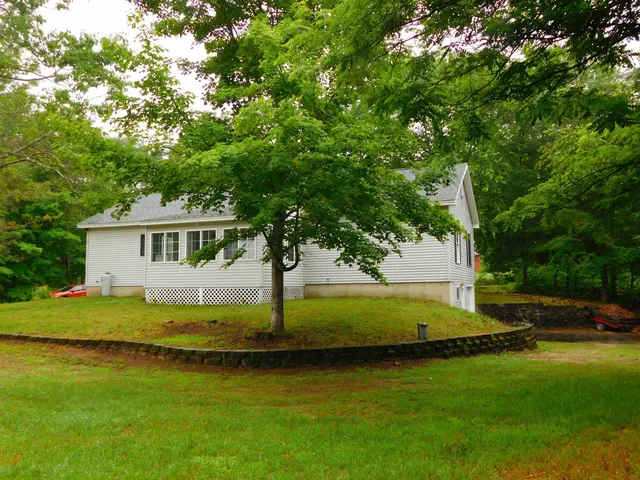 $529,900 | 169 Whippoorwill Road, Wakefield, NH 03887