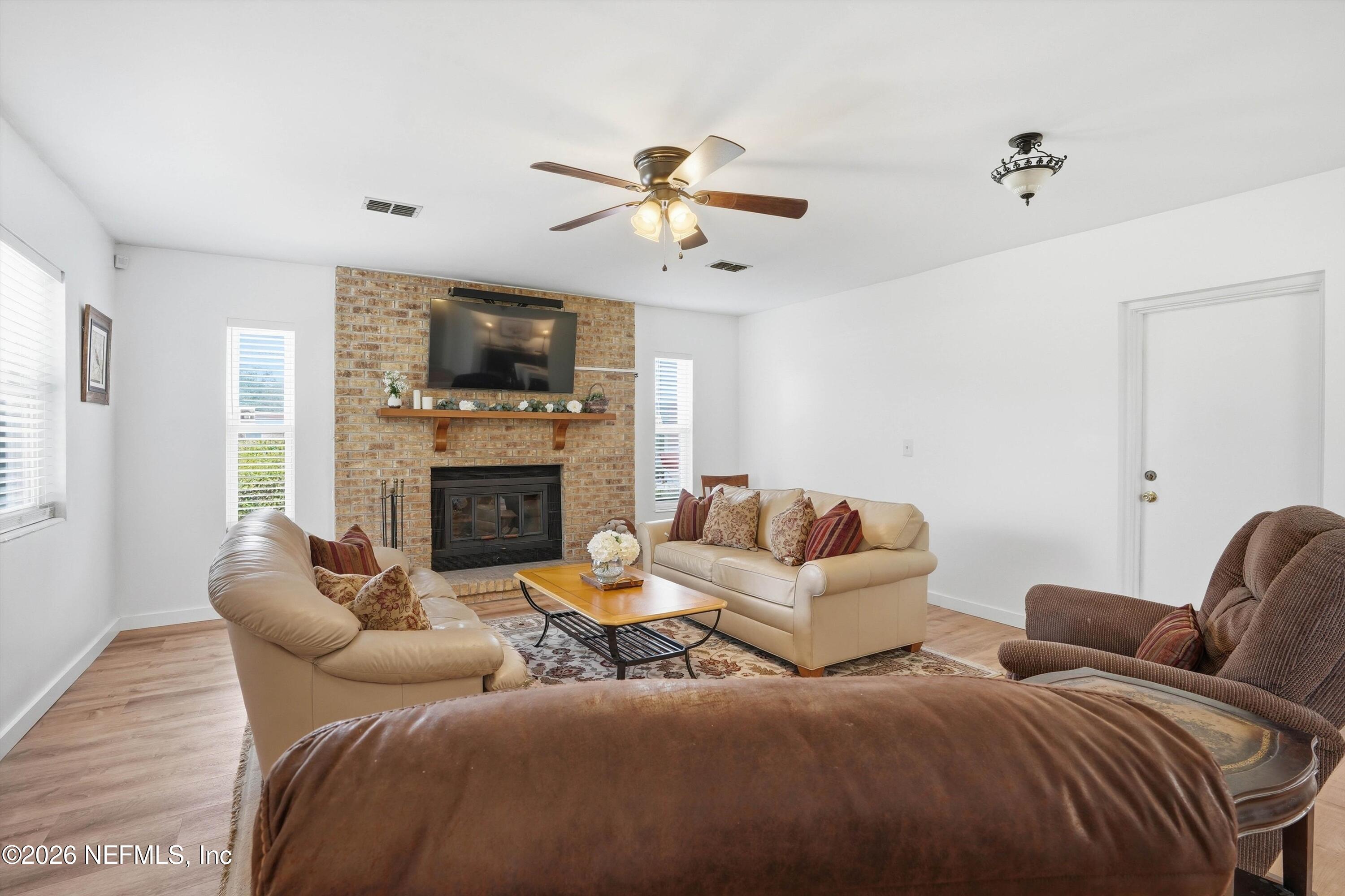 6204 Diane Road Jacksonville, FL 32277 - Photo 12 of 36 Family Room