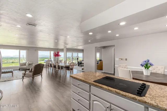 $16,000 | 6526 North 37th Street, Phoenix, AZ 85018