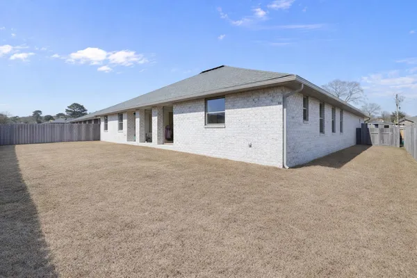 $445,000 | 5833 Crestlake Drive, Crestview, FL 32536