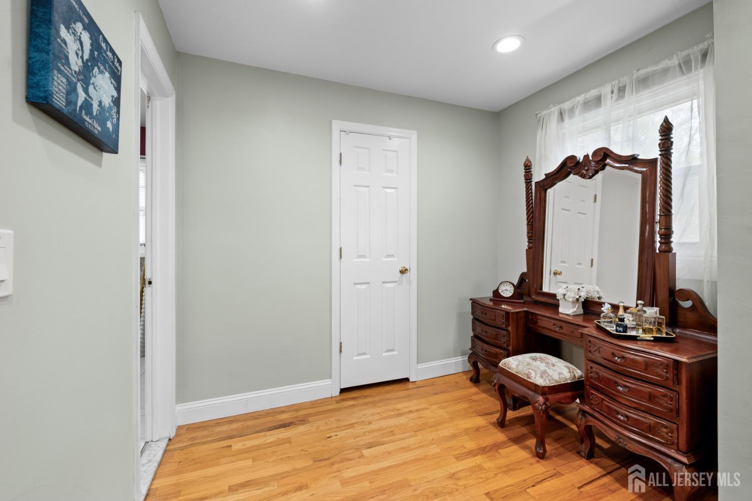 13 Fishel Road Edison, NJ 08820 - Photo 13 of 31