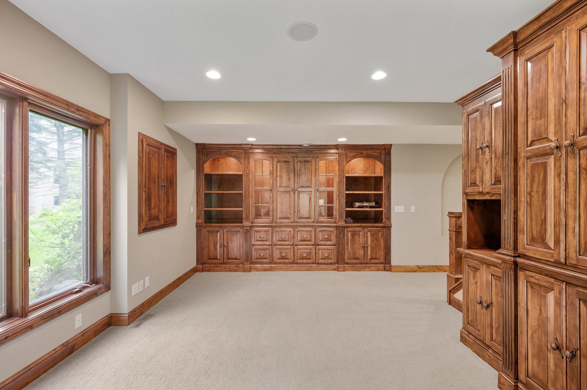 3942 Haven Road Minnetonka, MN 55345 - Photo 36 of 49