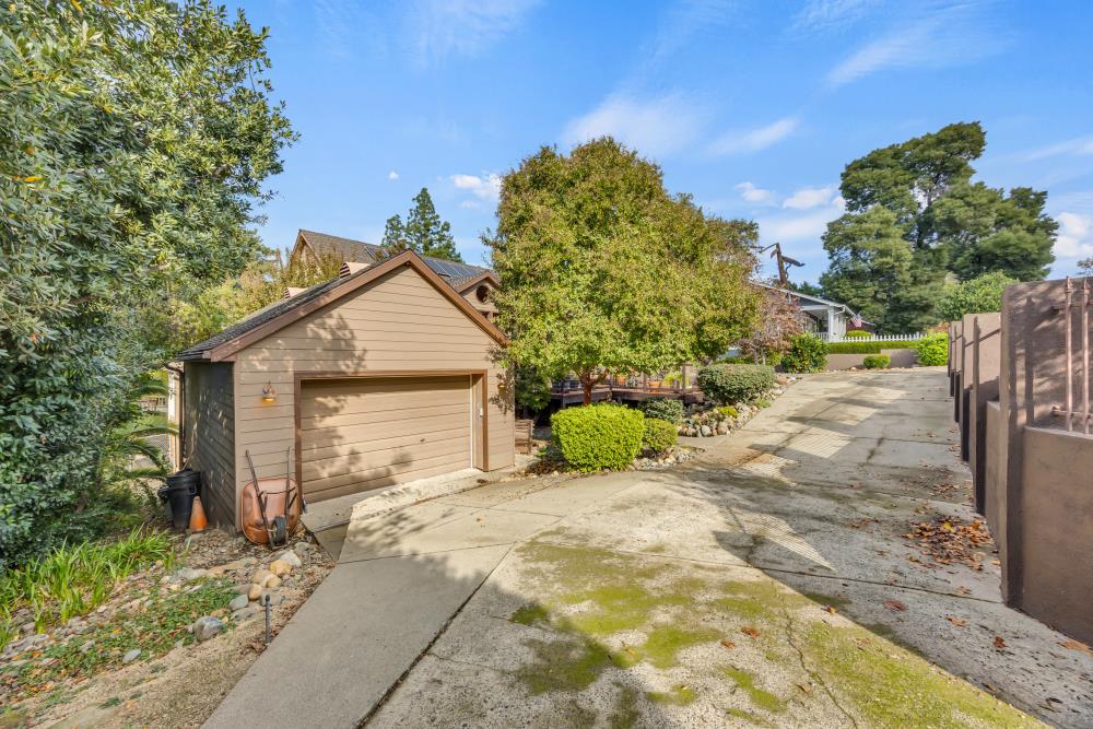 408 Sutter Street Folsom, CA 95630 - Photo 8 of 73