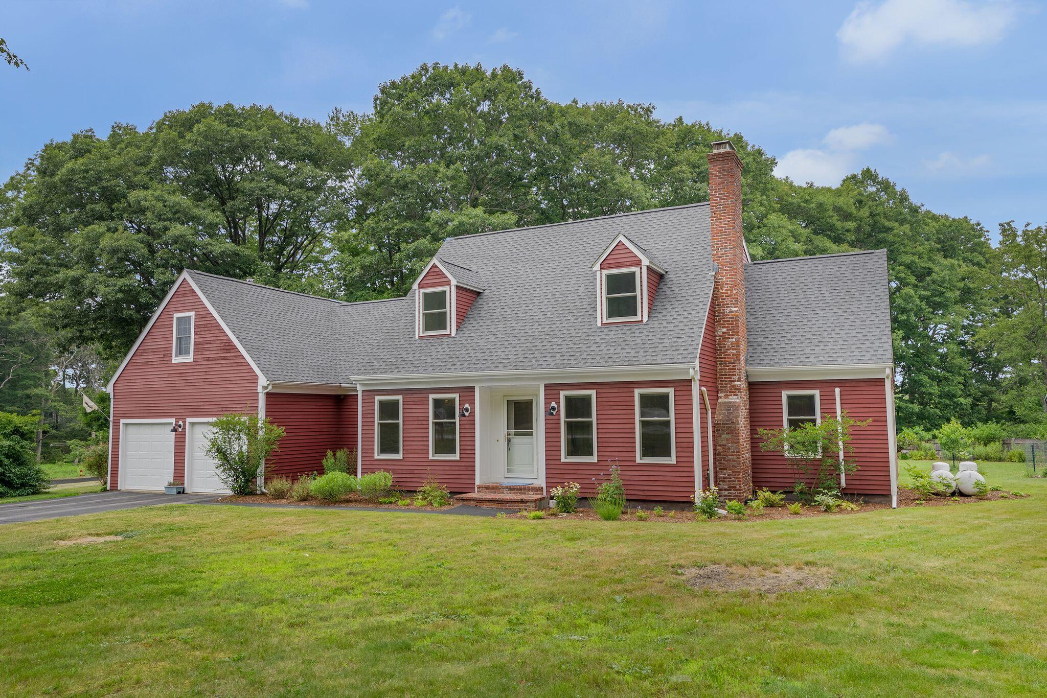 28 Waterhouse Road Cape Elizabeth, ME 04107 - Photo 1 of 55 1-web-or-mls-2_DSC07776
