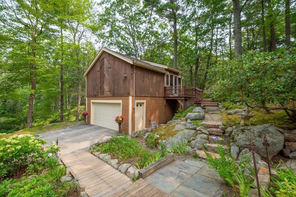 3 Big Rock Road Manchester, MA 01944 - Photo 4 of 34