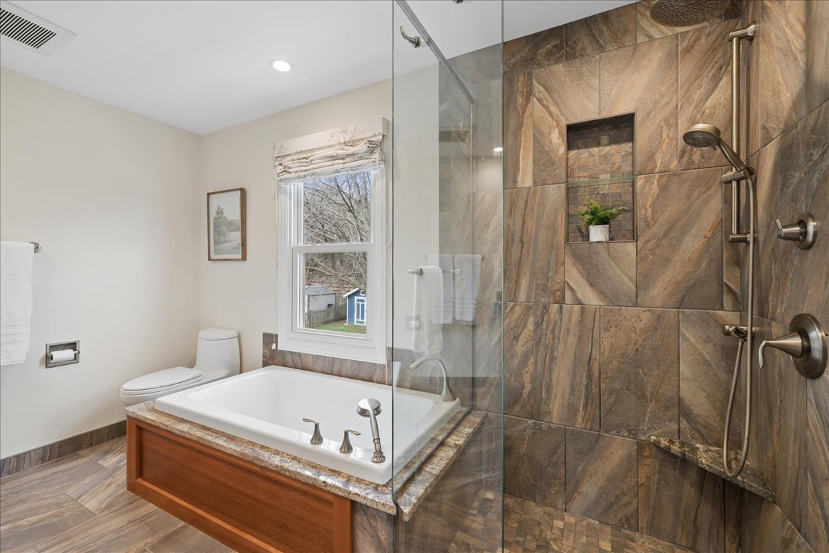 334 East Winchester Road Libertyville, IL 60048 - Photo 18 of 40