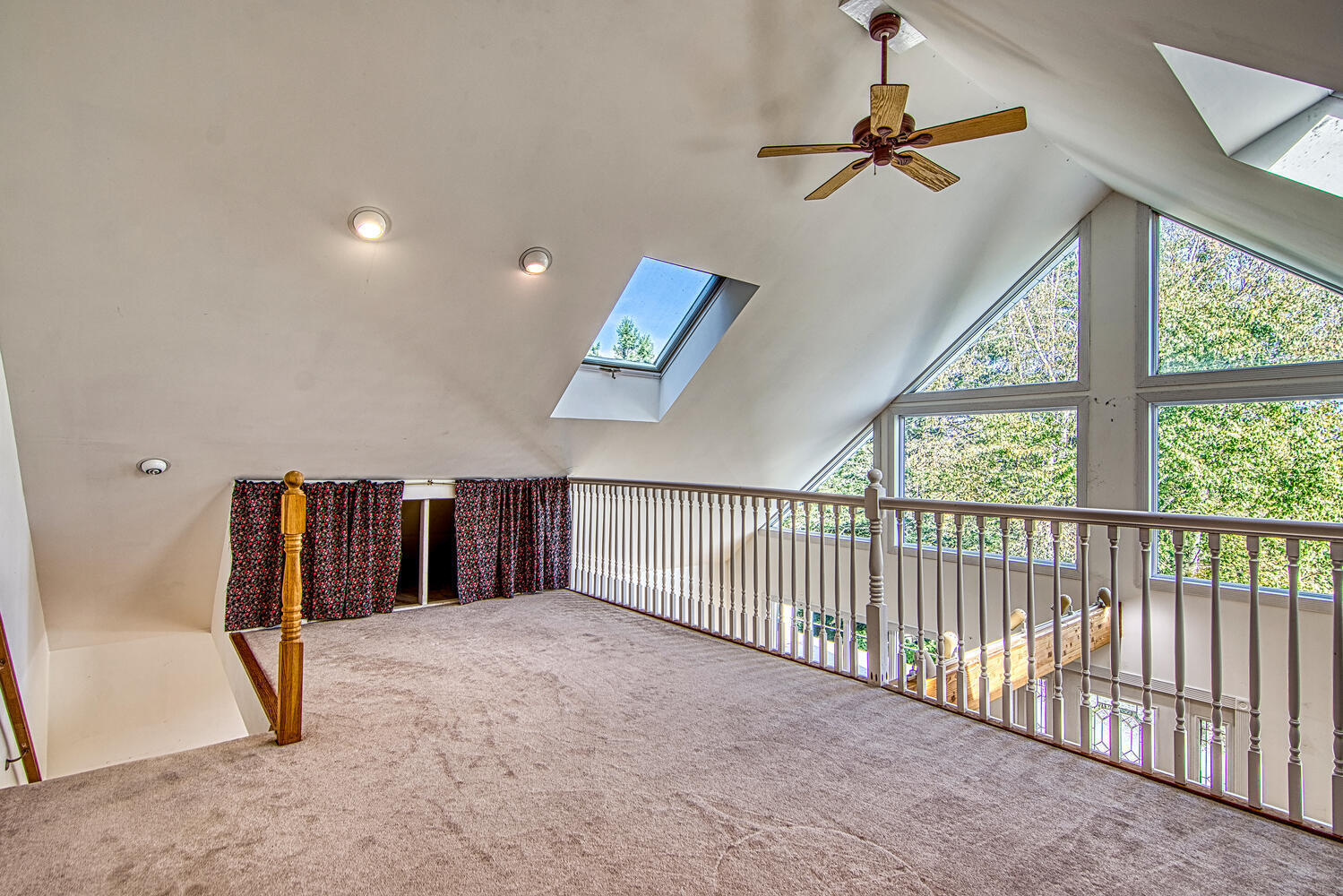 24 Goose Cove Road Deer Isle, ME 04627 - Photo 17 of 30 Upstairs Landing