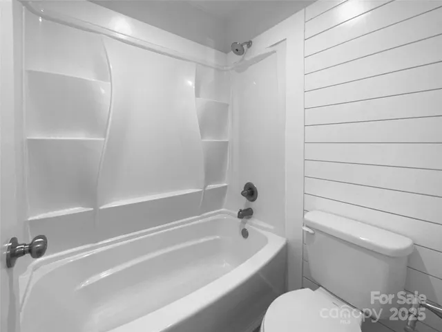 $200,000 | 4936 Sardis Road, Unit B, Charlotte, NC 28270