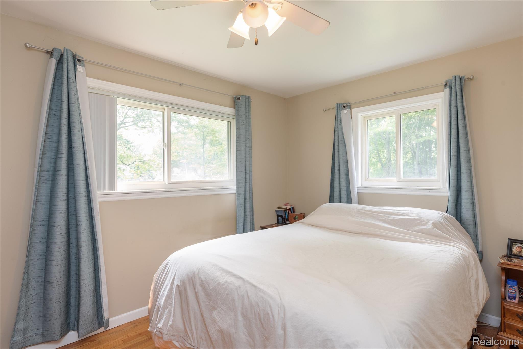 17904 Inkster Road Romulus, MI 48174 - Photo 10 of 31 17904 Inster-10.jpg