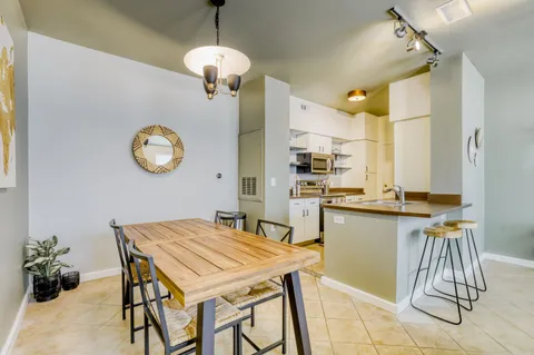 $1,650 | 1201 Grove Boulevard, Unit 502, Austin, TX 78741