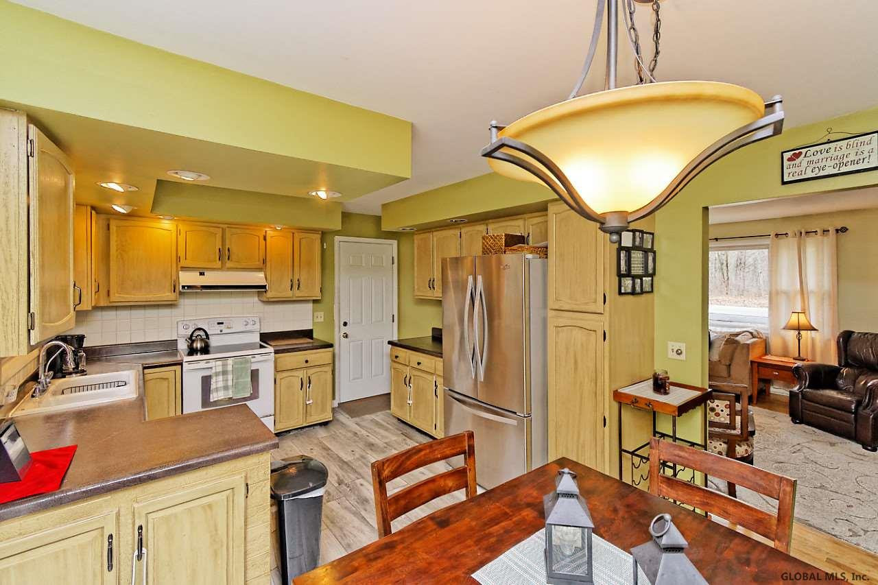 238 Old Post Road Malta, NY 12020 - Photo 11 of 31 Photo 11