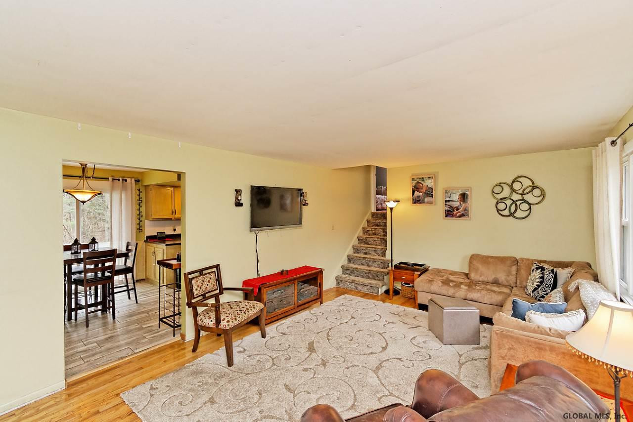 238 Old Post Road Malta, NY 12020 - Photo 2 of 31 Photo 2