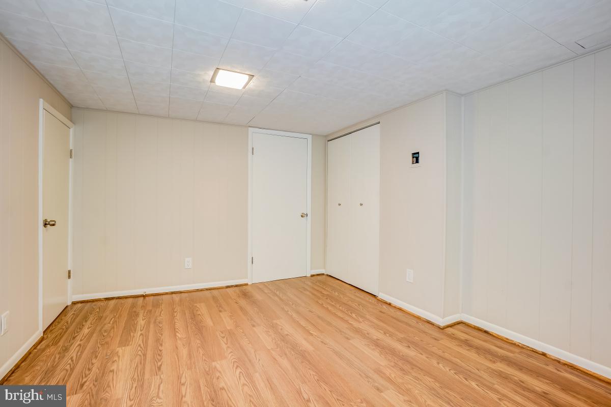 409 Mercer Road Rockville, MD 20852 - Photo 27 of 36 Flexible Hobby Space