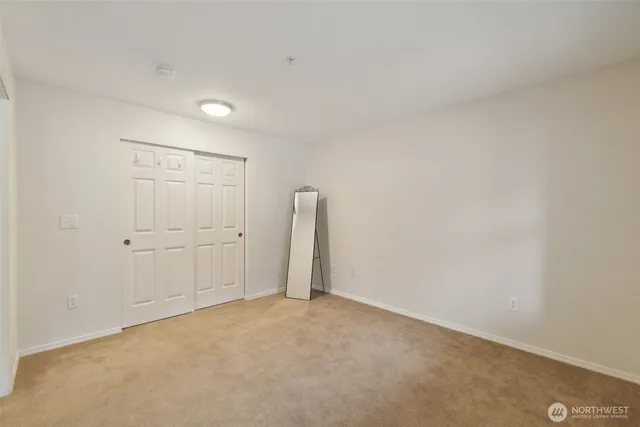 $399,000 | 4133 224th Lane Southeast, Unit 302, Issaquah, WA 98029