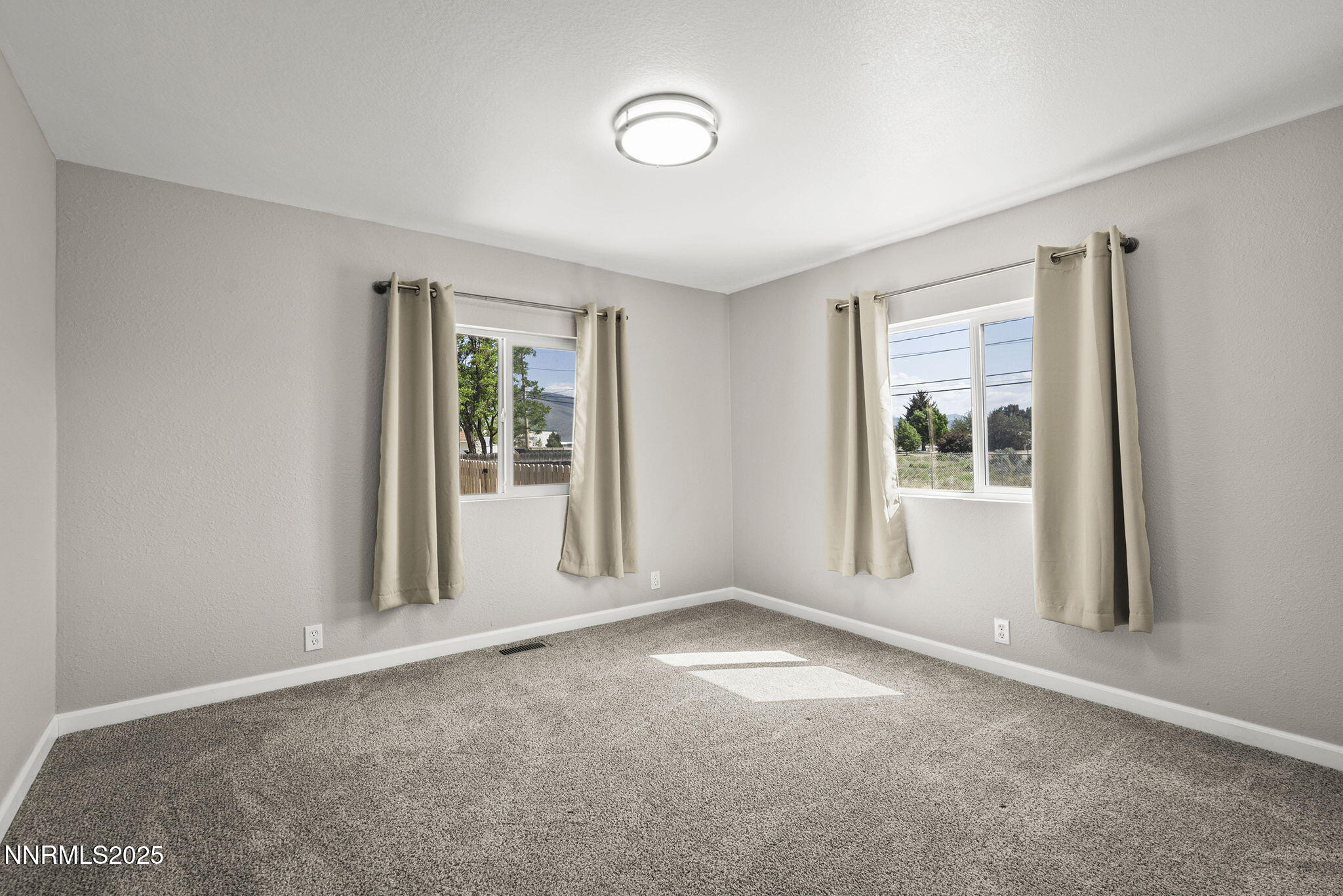 17820 Mockingbird Drive Reno, NV 89508 - Photo 13 of 21 13-web-or-mls-_DSC0601