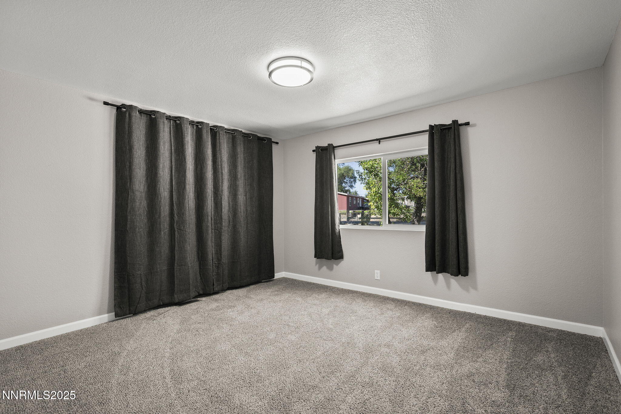 17820 Mockingbird Drive Reno, NV 89508 - Photo 15 of 21 15-web-or-mls-_DSC0611