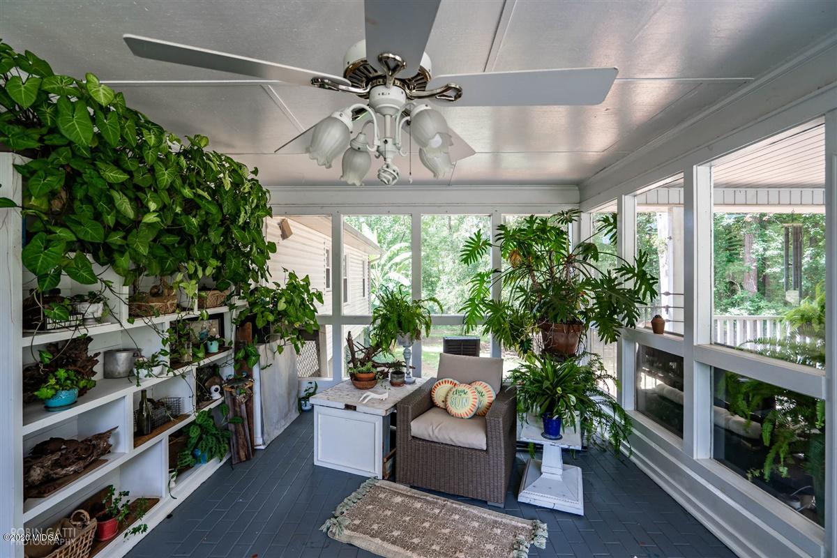 2985 Graham Road Gray, GA 31032 - Photo 19 of 30 a living room with furniture and a potted plant