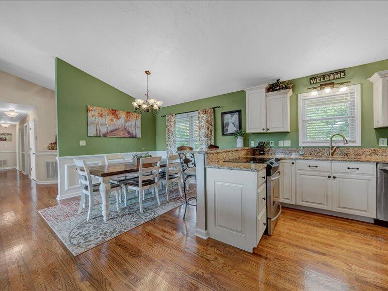 490 Chestnut Hill Road Rocky Mount, VA 24151 - Photo 13 of 54 Dining & Kitchen