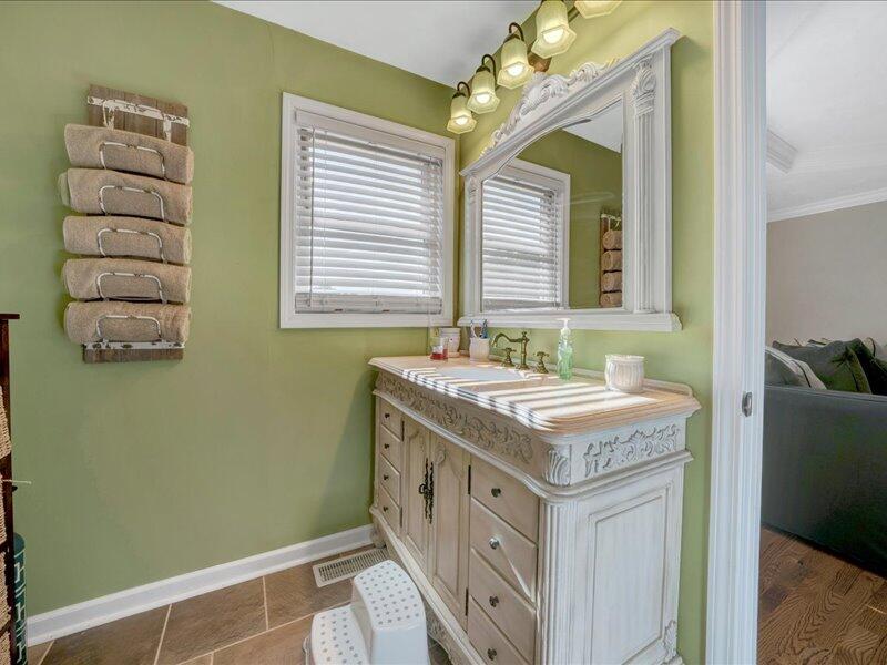 490 Chestnut Hill Road Rocky Mount, VA 24151 - Photo 27 of 54 Master Bath