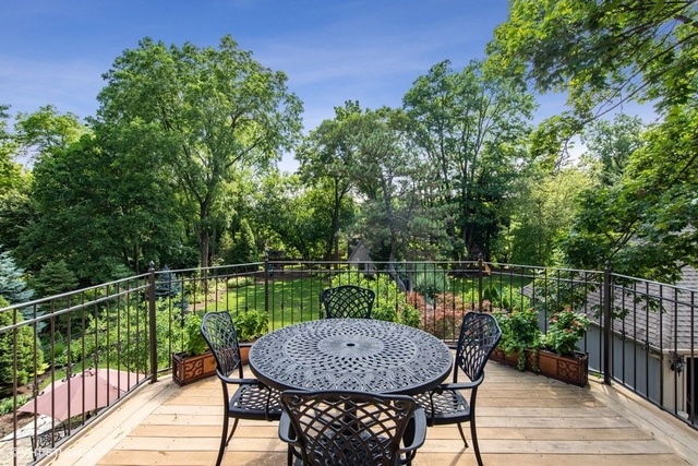561 Walker Road Hinsdale, IL 60521 - Photo 29 of 41 a view of a chair and table on the deck