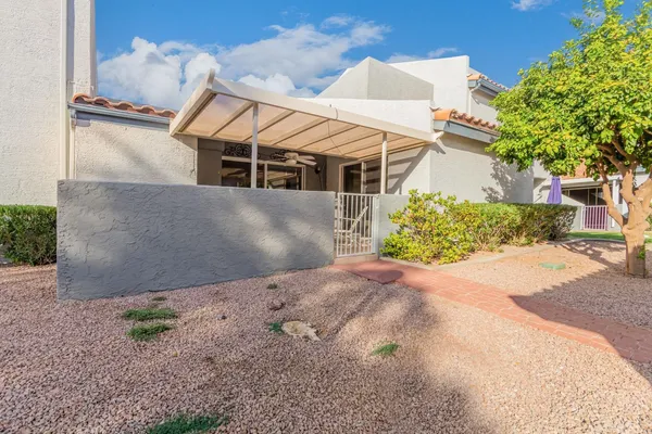 $2,295 | 220 North 22nd Place, Unit 1109, Mesa, AZ 85213
