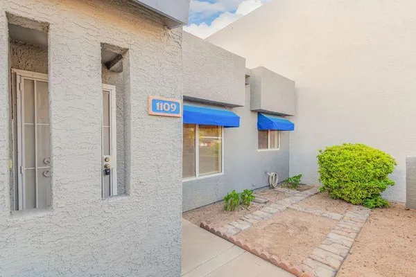 $2,295 | 220 North 22nd Place, Unit 1109, Mesa, AZ 85213