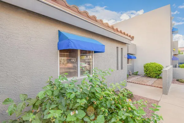$2,295 | 220 North 22nd Place, Unit 1109, Mesa, AZ 85213
