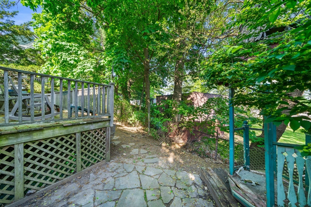 34 Wayburn Road Boston, MA 02130 - Photo 8 of 35 a view of a back yard