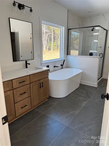 $415,000 | 124 Rollingbrook Road, Kings Mountain, NC 28086