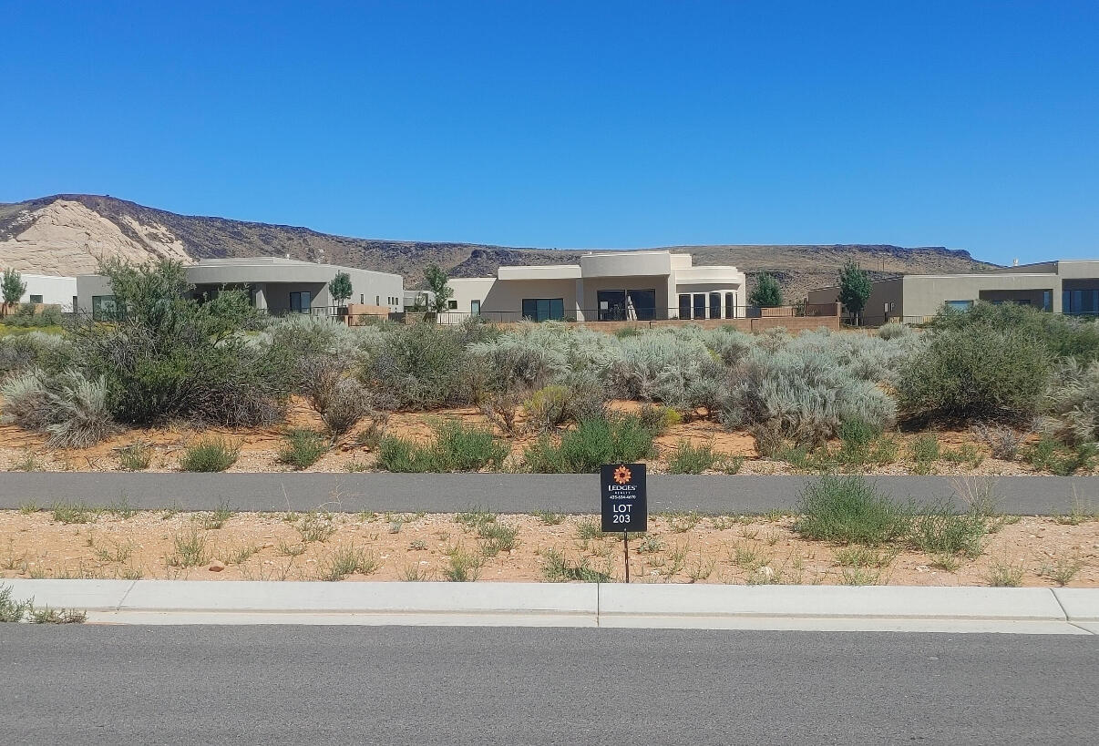 Johnson Arch Dr Street, Unit 203 St. George, UT 84770 - Photo 1 of 1 Front elevation