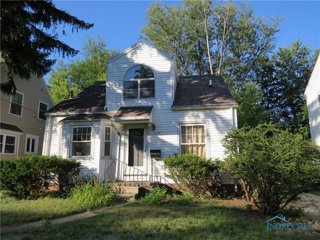 4328 Bellevue Road Toledo, OH 43613 - Photo 2 of 11 Gallery Image 2