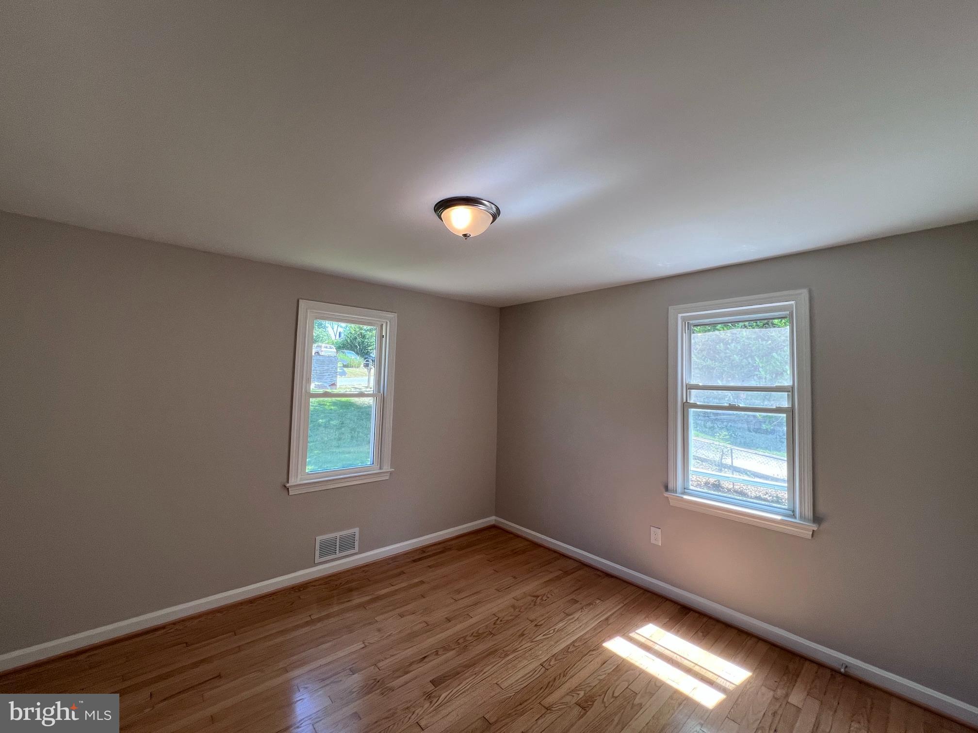 1703 Lee Road Fort Washington, MD 20744 - Photo 32 of 97