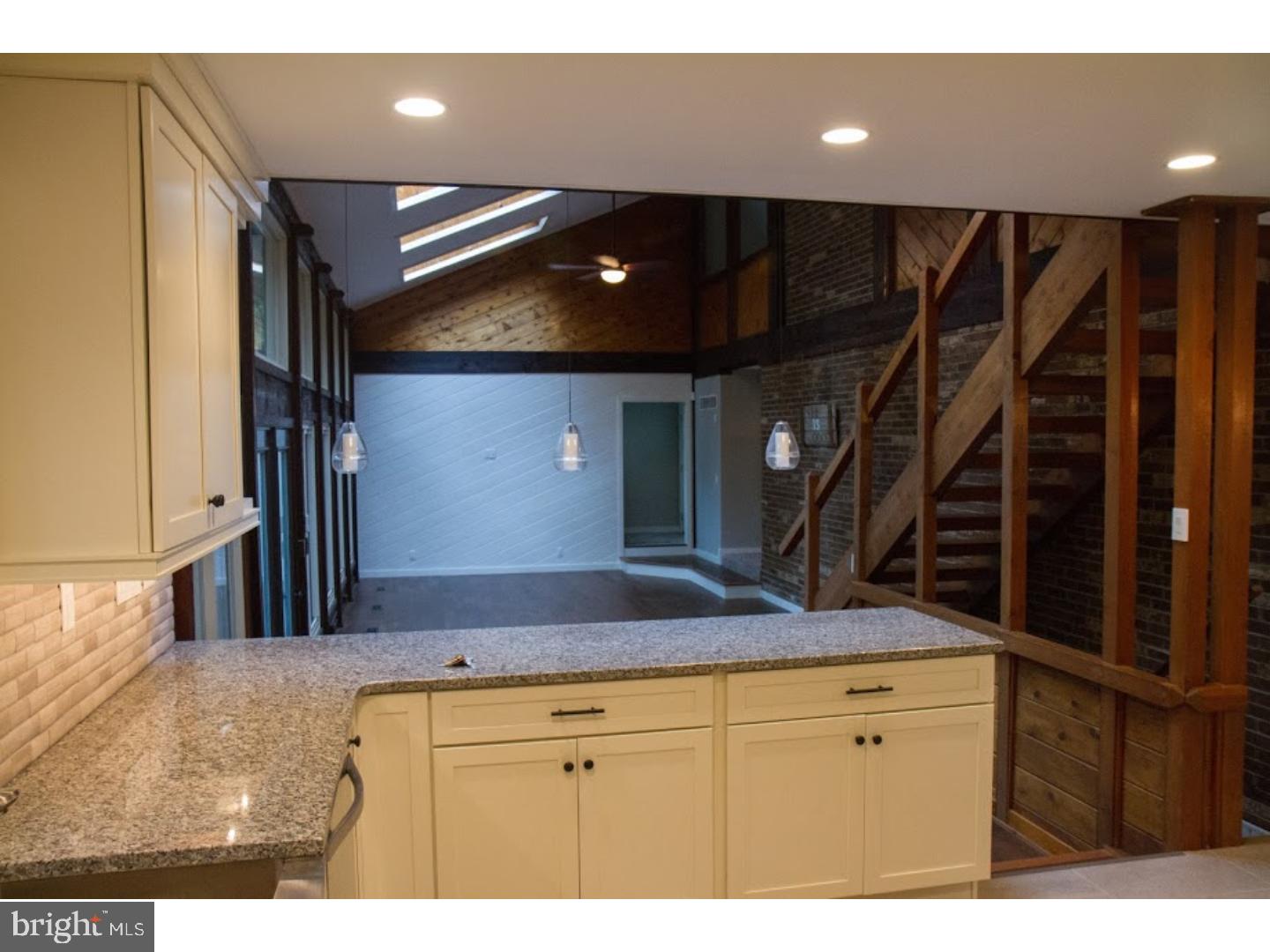 137 Pitman Downer Road Sewell, NJ 08080 - Photo 12 of 25 Kitchen