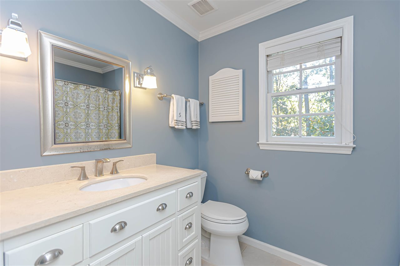 1212 Oakside Court Raleigh, NC 27609 - Photo 18 of 25 Photo 18