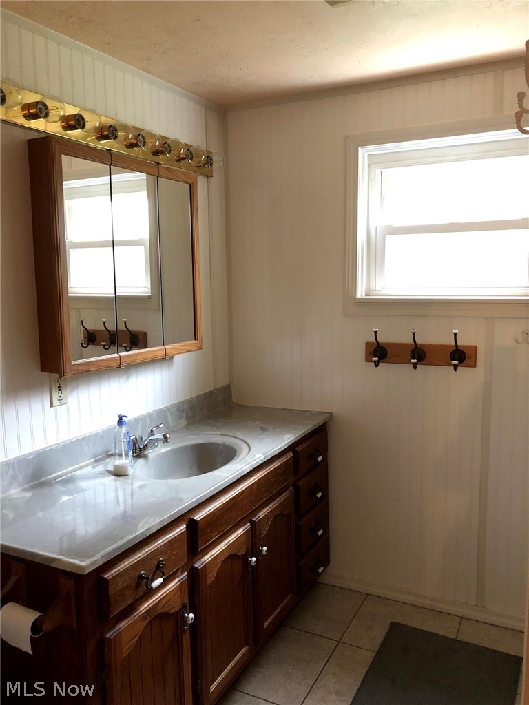 8955 Ravenna Road Chardon, OH 44024 - Photo 13 of 25 Gallery Image 13