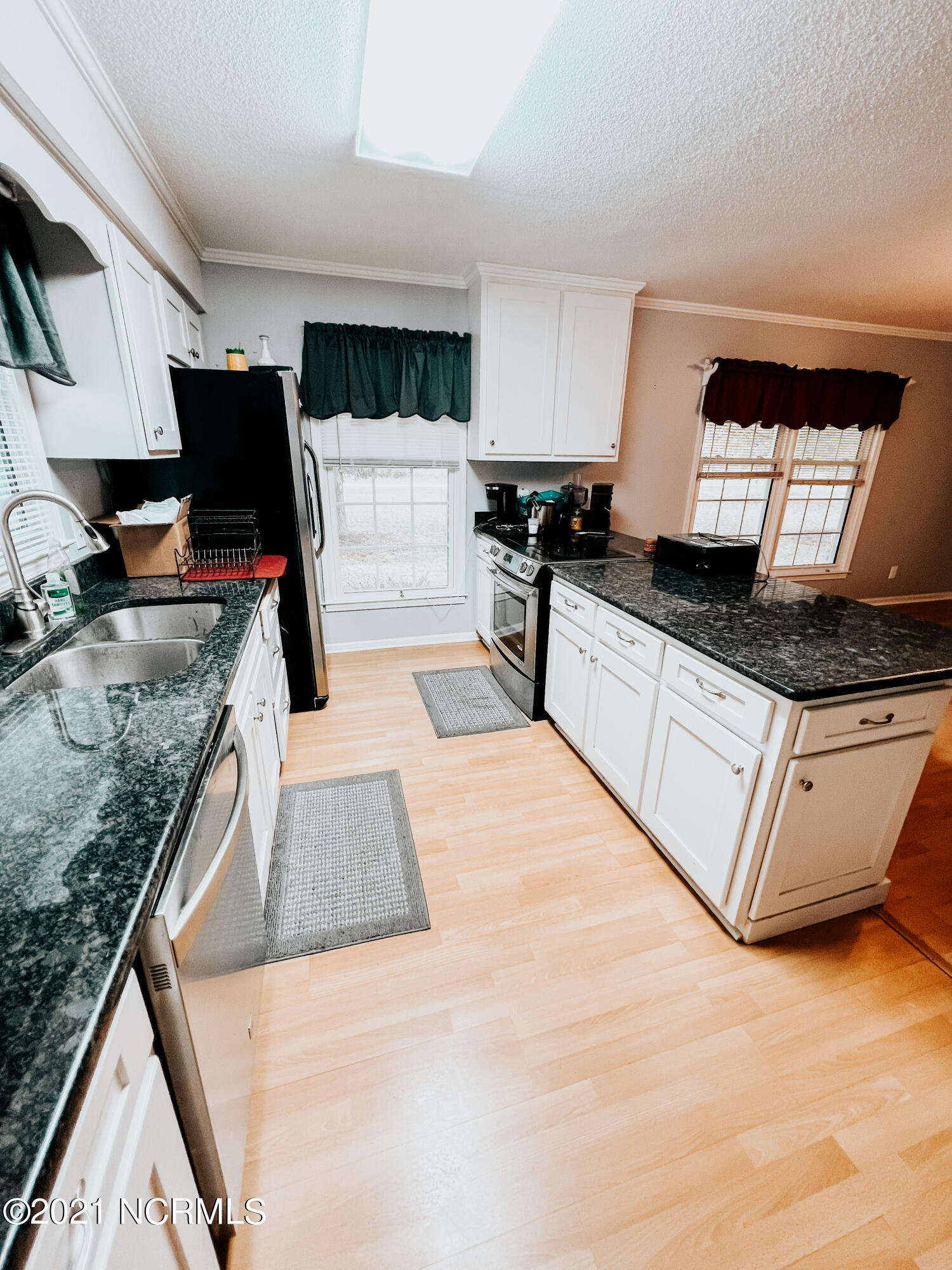520 Jonestown Road Wallace, NC 28466 - Photo 9 of 21 BDBF2304-647B-4D1B-9A65-D3C73DF1F9CD