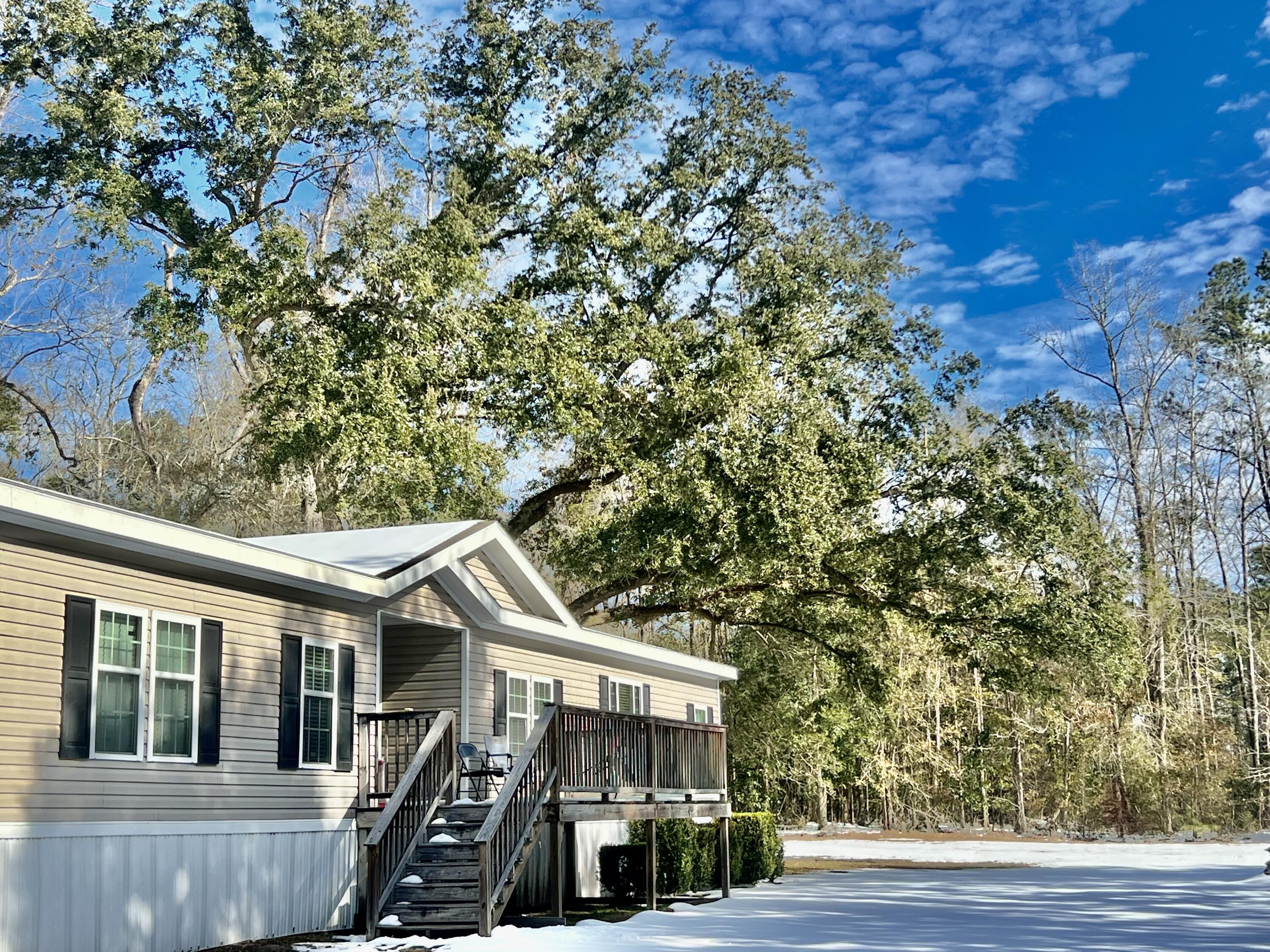 20 Weekley Road Yemassee, SC 29945 - Photo 10 of 31 IMG_9440