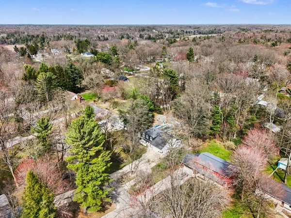 $575,000 | 1378 North Lendale Street, Ludington, MI 49431