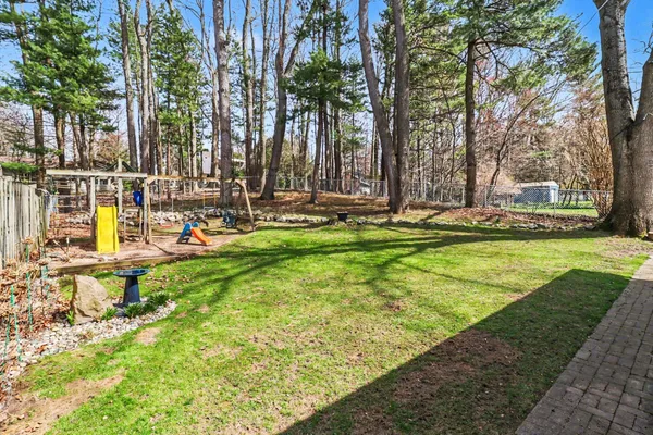 $575,000 | 1378 North Lendale Street, Ludington, MI 49431