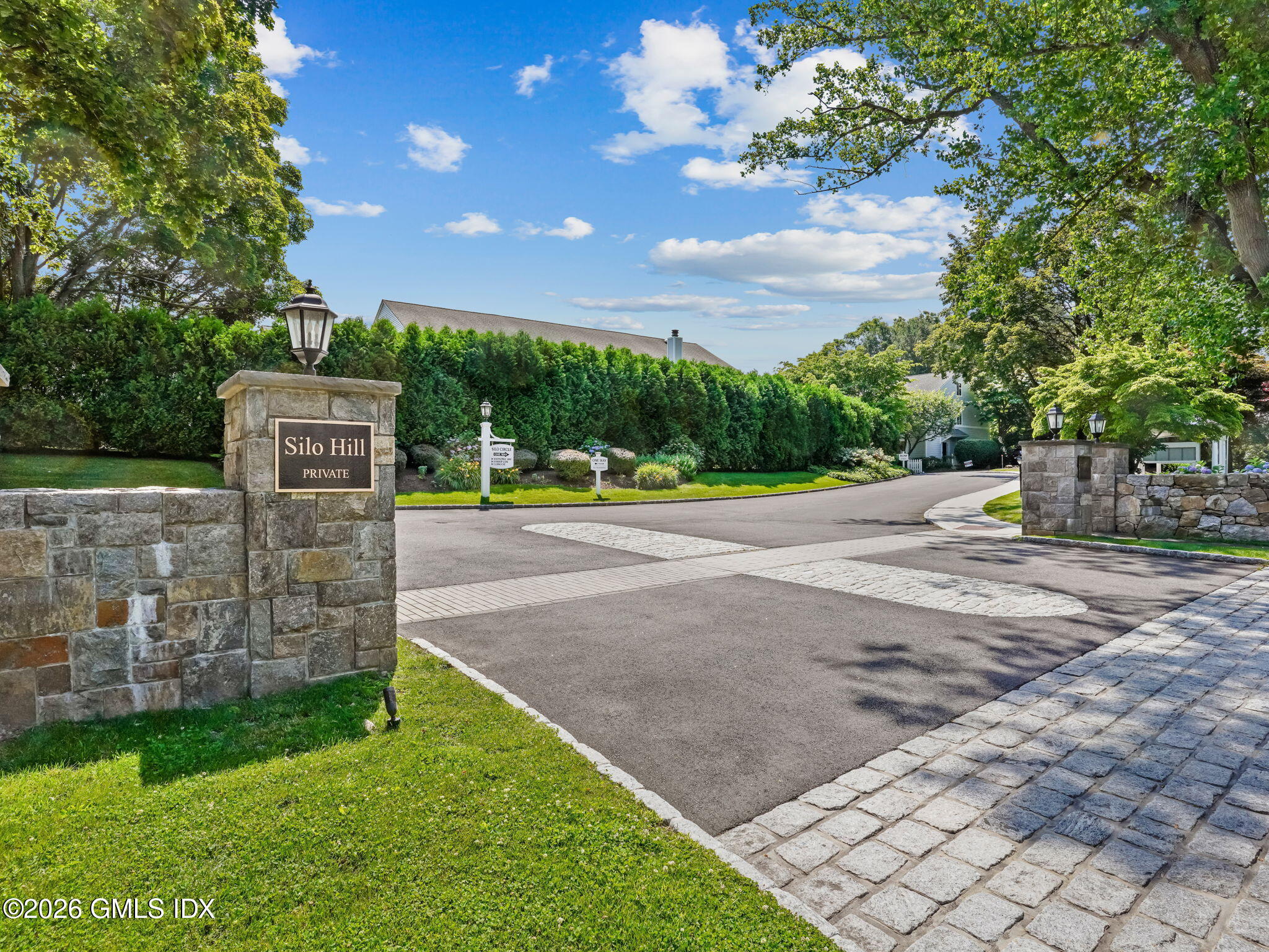 8 Whiffletree Way, Unit 8 Riverside, CT 06878 - Photo 13 of 17 32-web-or-mls-8-whiffletree-way