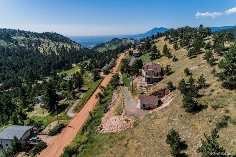 6513 Red Hill Road Boulder, CO 80302 - Photo 3 of 32 a view of a city