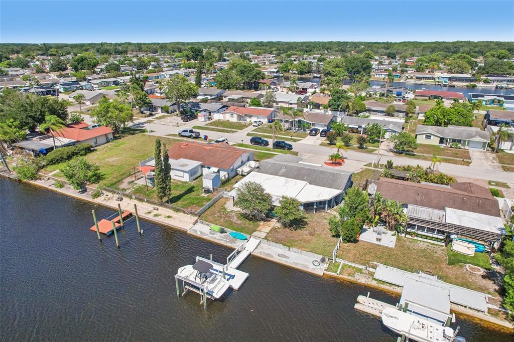 1133 Grand Boulevard Holiday, FL 34690 - Photo 33 of 35