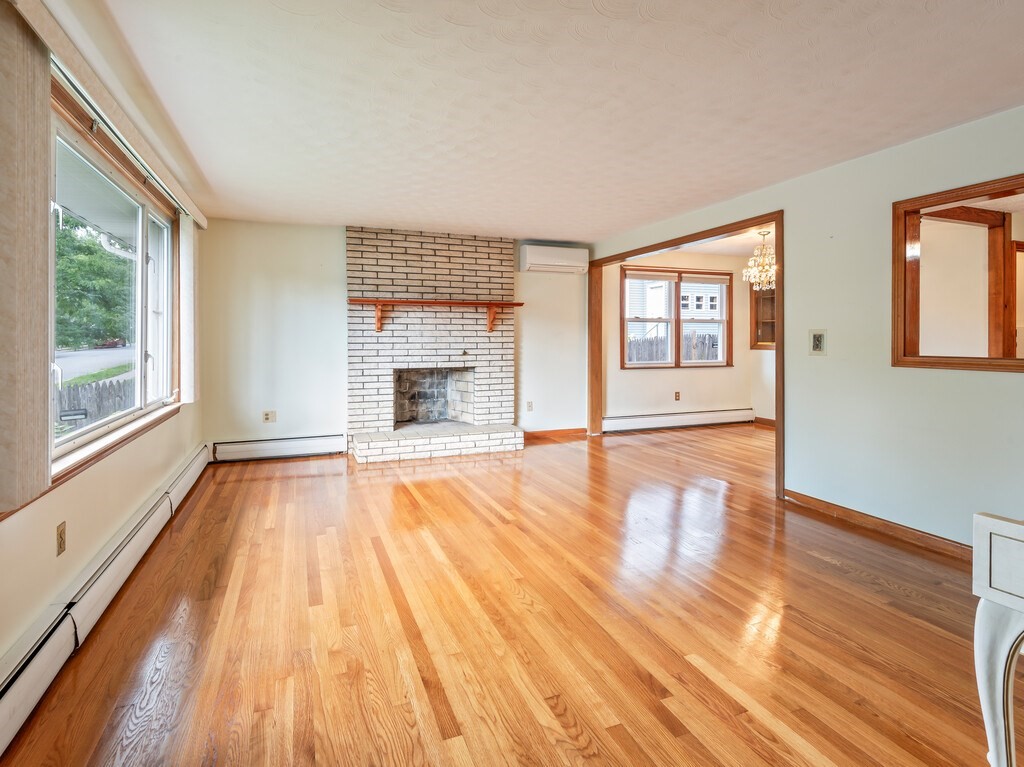 28 Superior Road Worcester, MA 01604 - Photo 12 of 41 Gallery Image 12