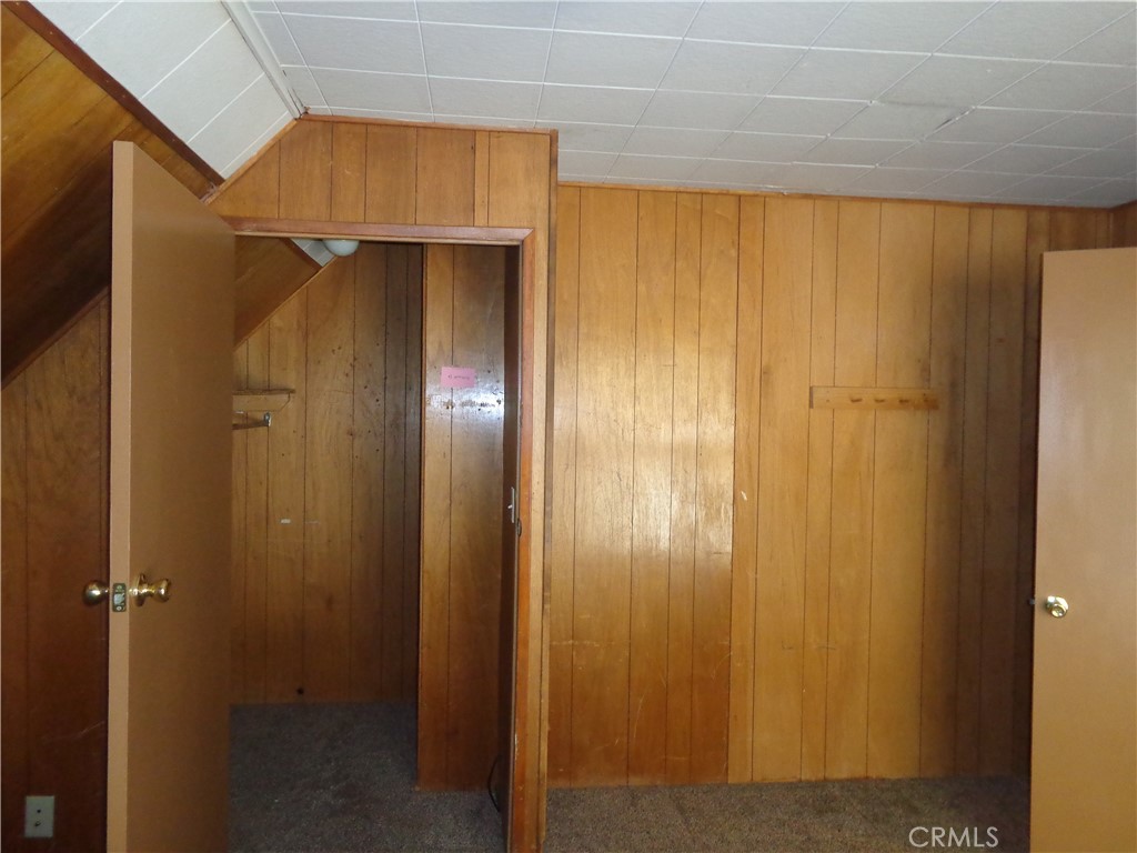 1021 Coulter Pine Road Crestline, CA 92325 - Photo 19 of 31 Bedroom #1 closet