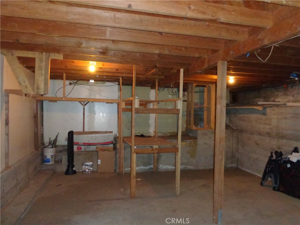 1021 Coulter Pine Road Crestline, CA 92325 - Photo 30 of 31 Build up storage area