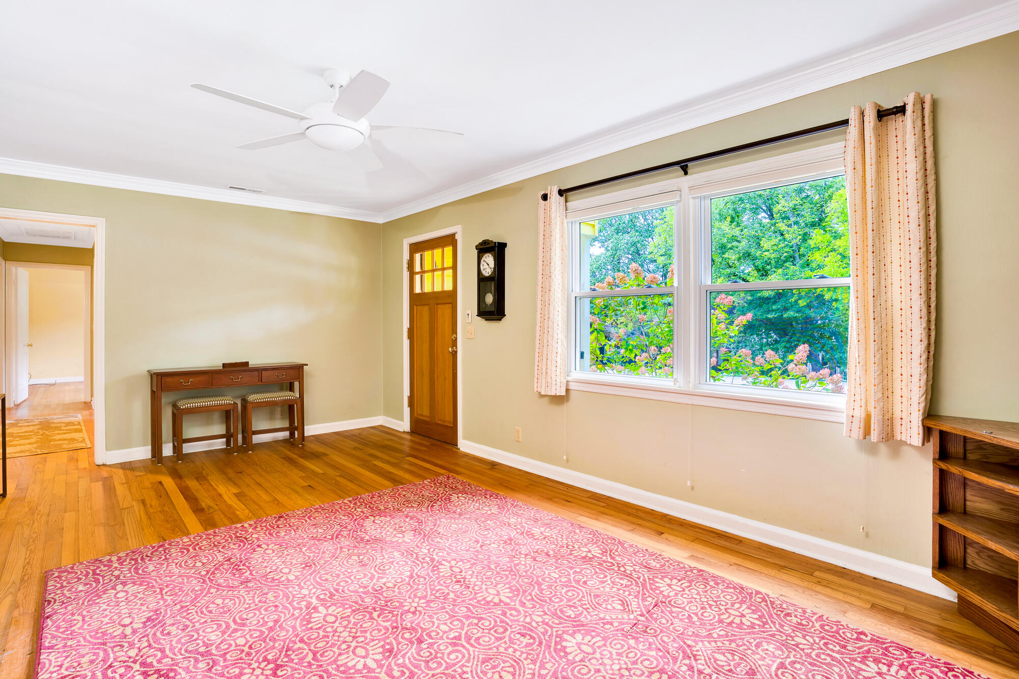 918 Ridgeway Avenue Signal Mountain, TN 37377 - Photo 16 of 35 918-Ridgeway-MLS-Photos-18