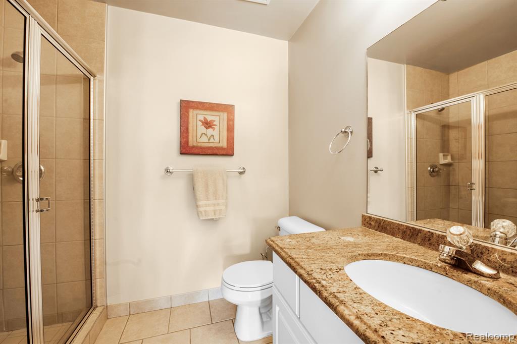 37467 Ryan Road Sterling Heights, MI 48310 - Photo 27 of 32